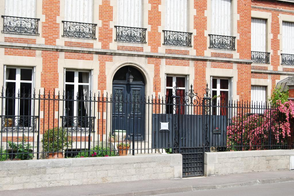 Chambre D'Hotes L'Ambroise Troyes Exteriér fotografie